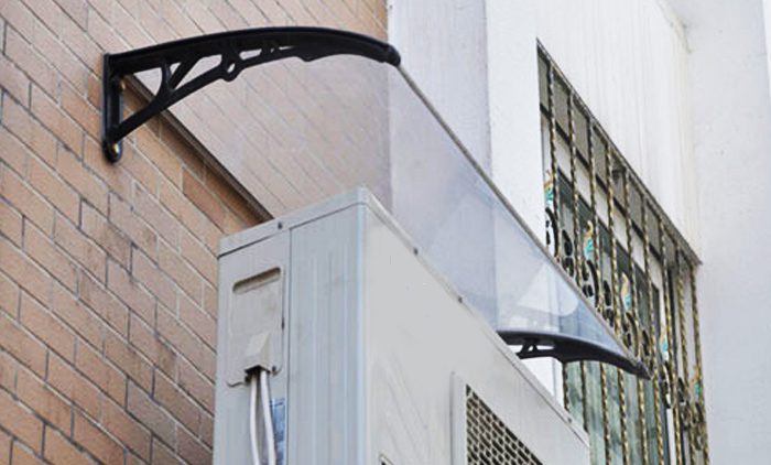 نصب سایبان شیشه ای بر سر کولر